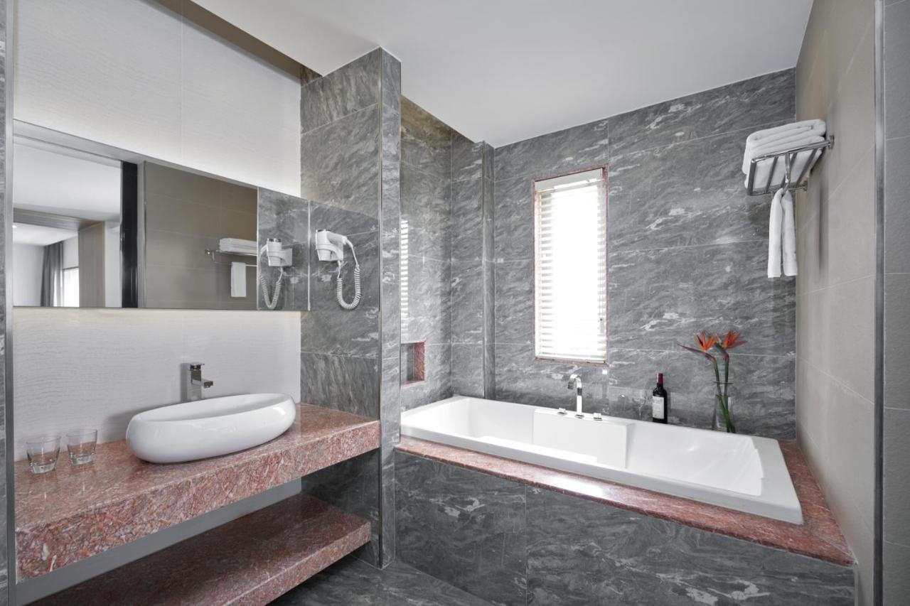 הו צ'י מין סיטי Oakwood Hotel & Apartments Saigon מראה חיצוני תמונה